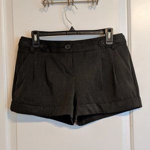 EXPRESS Black Dress Shorts Pleated EUC